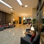 North Point 4*