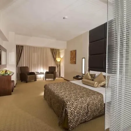 North Point 4*