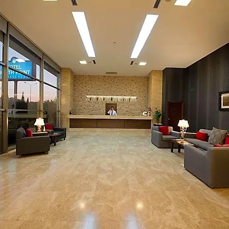 North Point 4*