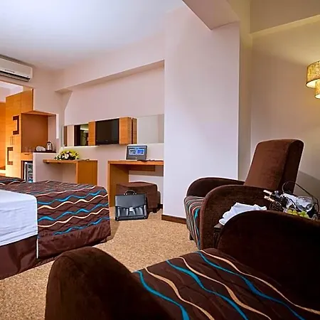 North Point Hotel