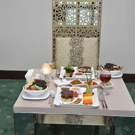 North Point Otel 4*