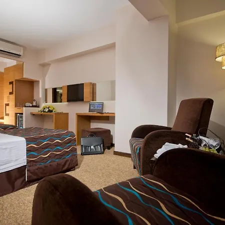 North Point Hotel