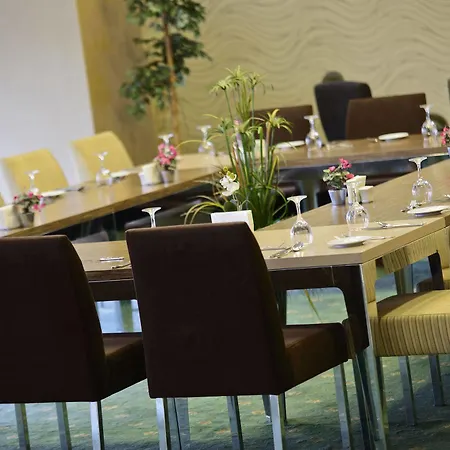 North Point Otel