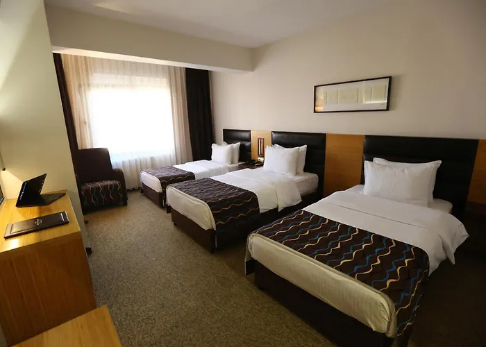 Hotel North Point 4*